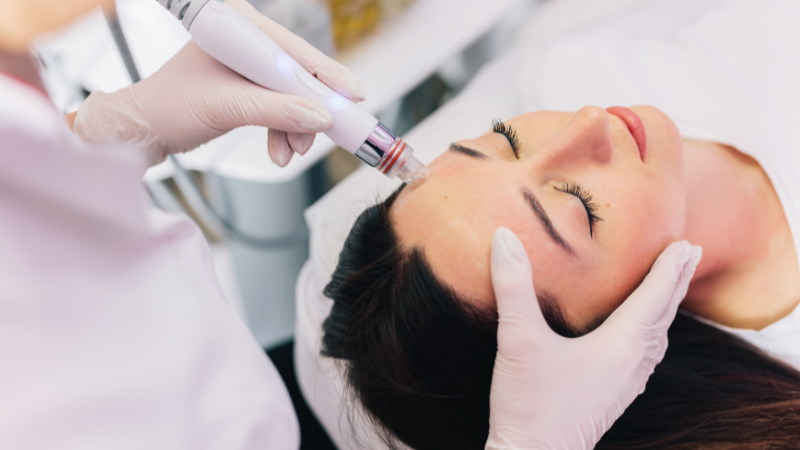 Laser Rejuvenation vs HydraFacial: Key Differences Explained